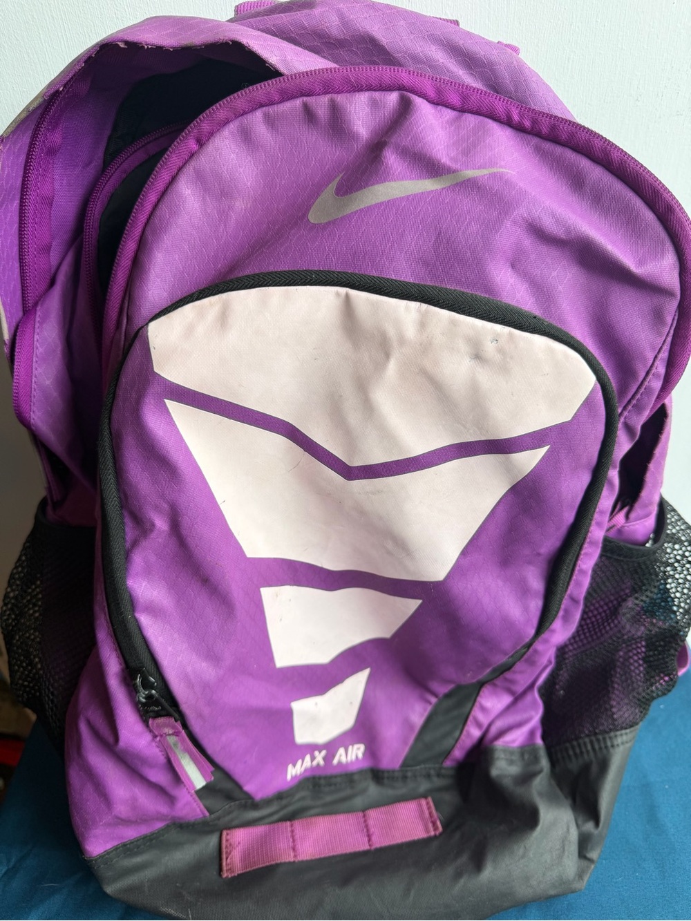 Nike Men’s Purple and White Max Air Backpack